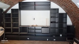 For all your painting and carpentry services contact me on 0639376087