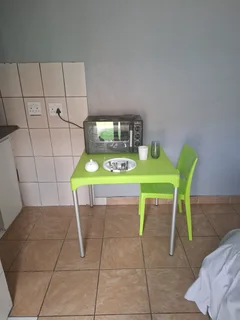 Furnished bachelor flat to rent