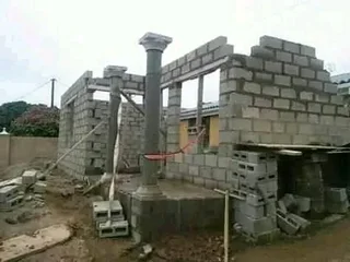 GOOD PLUMBER TILER BUILDER 0796510030