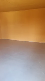 BRAND NEW ROOMS IN MOLELWANE NEXT TO MAIN ROAD .