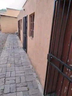 Single Rooms To Rent In Motlhabeng Next To Zobo Road