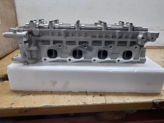 Nissan 2.0 KA20 2.4 KA24DE Cylinder Head
