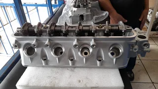 Toyota 3Y 4Y Cylinder Head - Hiace Hilux/Carburetor/Fuel Injection