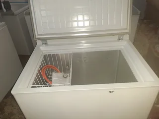 Gas nd Electricity Gas nd 12 volts Freezers