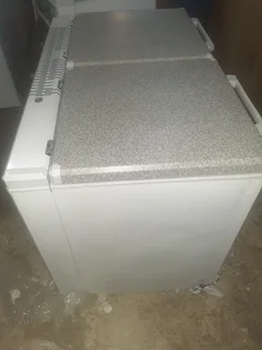 Gas nd Electricity Gas nd 12 volts Freezers