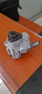 Bmw e60 530 powersteering pump new