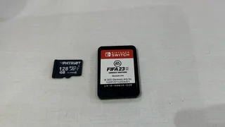 Nintendo Switch Lite MINT - 30&#43; Digital Games - FIFA 23 Physical - 128GB - Extras