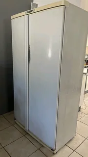 DEFY F640 Frost-Free Double Door Fridge – White (QUICK SALE!)