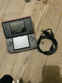 Nintendo DS Lite