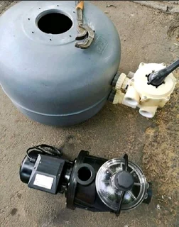 Second hand swimming pool pumps and sand filters