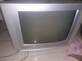 I  buy unwanted tvs dead or alive and LCD PLASMA LCD BOX TV MICROWAVE ANY ELECTRONIC EQUIPMENT and L