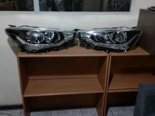 Suzuki Ertiga left&amp;right headlight