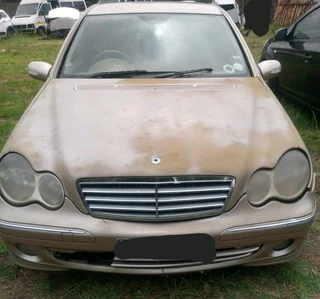 Mercedes w204 Stripping