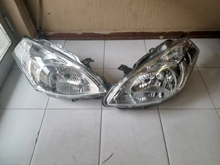 Suzuki Ertiga old shape left&amp;right headlight
