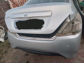 Nissan Almera Stripping