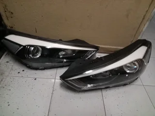Hyundai Tucson left&amp;right headlight