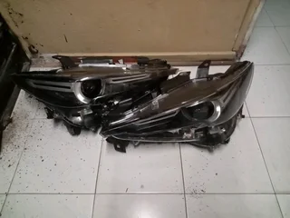 Mazda Cx5 left&amp;right headlight