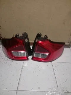 Suzuki Ertiga left&amp;right taillight