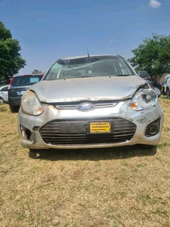 Ford figo Stripping
