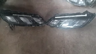 Suzuki Vitara Grand headlights