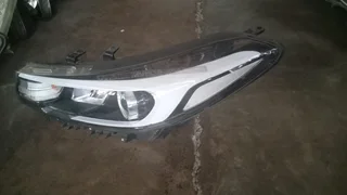 Kia cerato headlight