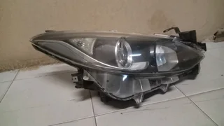 Mazda 3 headlight