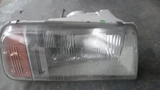 Suzuki Vitara headlight