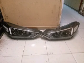 Hyundai Tucson headlight