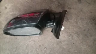 Hyundai Tucson side mirror