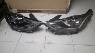 Nissan Magnite left&amp;right headlights
