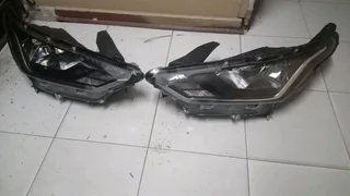 Nissan Magnite left&amp;right headlights