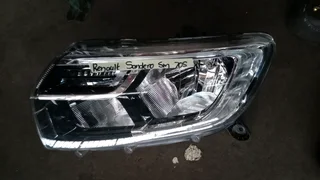Renault Sandero left headlight