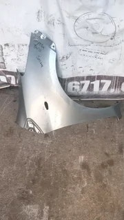 Toyota yaris fender