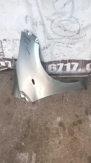 Toyota yaris fender