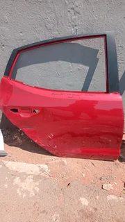 Hyundai i10 grand latest sedan door