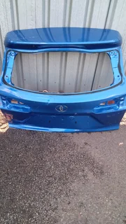 Toyota corolla cross tailgate