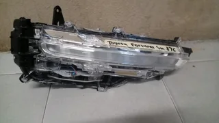 Mitsubishi Expander headlight