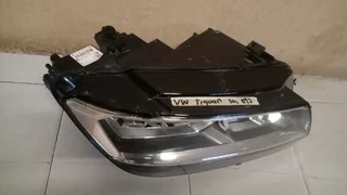 VW Tiguan Headlight