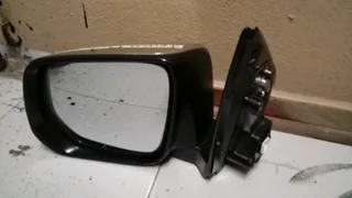 Isuzu D-max side mirror