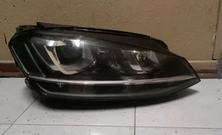 VW Golf 7 headlight