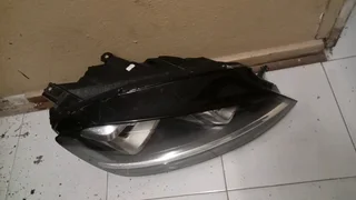 VW Golf 7 headlight