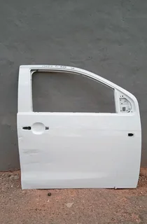 Isuzu D-max door
