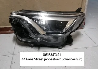 Toyota Rav4 headlight