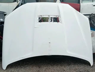 Mahindra Scorpion bonnet