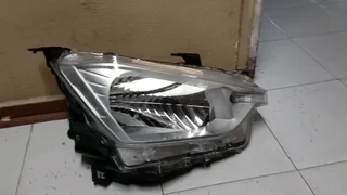 Isuzu right headlight