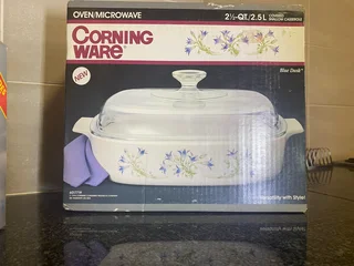 Corningware Dish with Lid