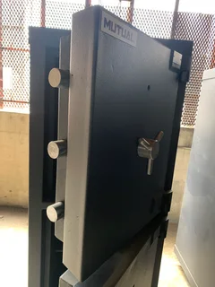 Double Door CAT4 Bank Treasury Safes - No Lock (Can be installed on Request) - Refurbished Safes