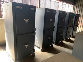 Double Door CAT4 Bank Treasury Safes - No Lock (Can be installed on Request) - Refurbished Safes