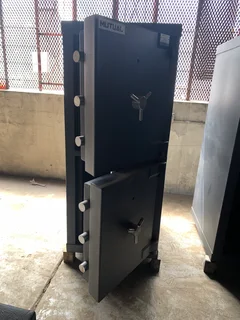 Double Door CAT4 Bank Treasury Safes - No Lock (Can be installed on Request) - Refurbished Safes