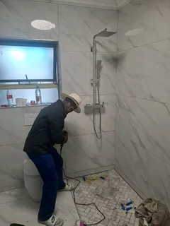 Tiling tiler professional available